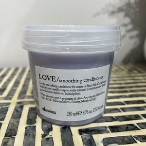 Davines Love Conditioner